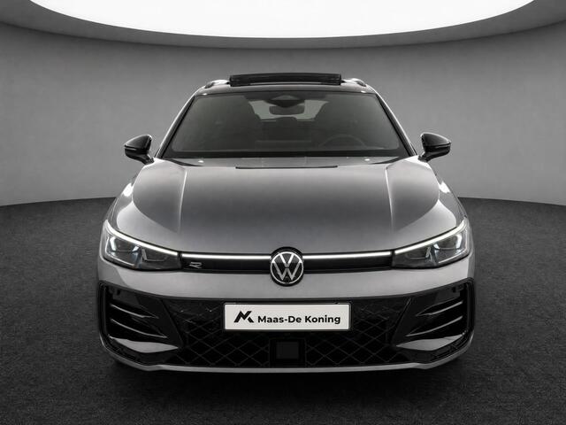 Volkswagen PASSAT Variant 1.5eHybrid 200kW/272PK R-Line Black Style · Panoramadak · Leder · Trekhaak · 360°Camera · Garantie t/m 24-08-2030 of 100000km.