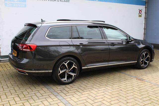 Volkswagen PASSAT Variant 1.4 TSI PHEV GTE Business | Incl. 12 maanden Garantie | SoH 100 % | Panorama dak | Stoelmassage | Adaptive cruise | Achteruitrijcamera | Keyless entry/start | Stoel/stuur verwarming | Elektrische kofferbakklep | Apple CarPlay/Android Auto | Climate controle | Navigatie | Standkachel | Lederen bekleding | Dodehoekdetectie |