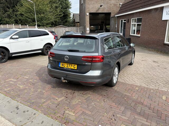 Volkswagen PASSAT Variant 1.4 TSI ACT Connected Series AUTOMAAT TREKHAAK CAMERA STOELVERWARMING