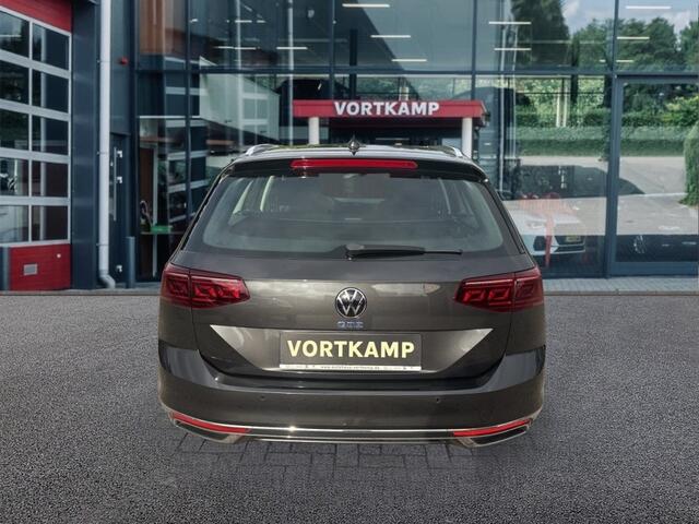 Volkswagen PASSAT 1.4 TSI GTE ZWENK.TREKHAAK/LEDER/ACC/CAMERA/E-KLEP/IQ-LIGHTS