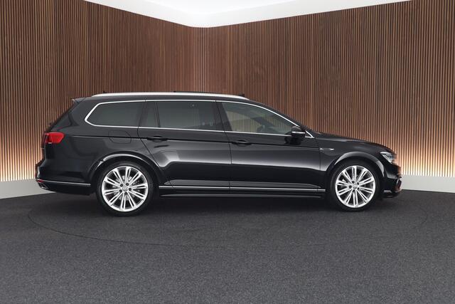 Volkswagen PASSAT Variant 1.5 TSI 150pk DSG 2x R-Line Panoramadak Leder Camera Stoelverwarming Virtual Cockpit