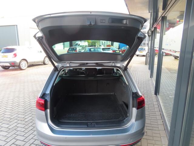 Volkswagen PASSAT 1.4 TSI PHEV GTE Business Ecc Acc Navi Led Pano 2020