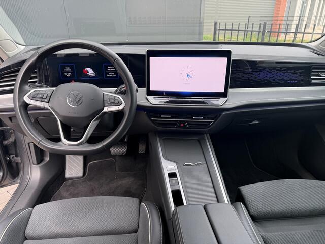 Volkswagen PASSAT Variant 1.5 eHybrid 204pk Elegance PHEV - Stoelkoeling - HUD - Navi - Camera - ACC - Blind Spot - Ergocomfortstoel - Rijklaar