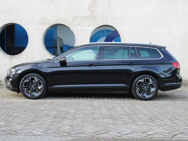 Volkswagen PASSAT Variant 1.5 TSI Business | PANORAMISCH SCHUIFDAK | WINTER PAKKET | APPLE CARPLAY | TREKHAAK |
