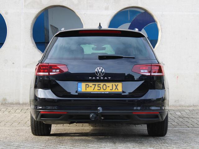 Volkswagen PASSAT Variant 1.5 TSI Business | PANORAMISCH SCHUIFDAK | WINTER PAKKET | APPLE CARPLAY | TREKHAAK |