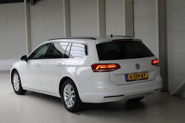 Volkswagen PASSAT Variant 1.5 TSI DSG Comfortline Navigatie | Camera | Trekhaak | Stoelverwarming