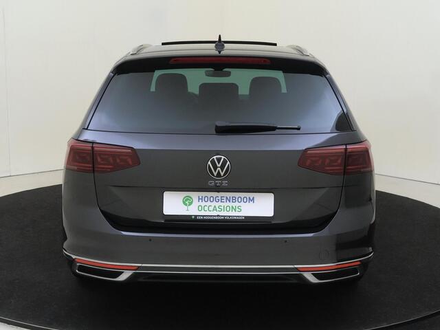 Volkswagen PASSAT Variant 1.4 TSI PHEV GTE Business | SoH 100% | Panoramadak | Trekhaak | Achteruitrijcamera | Bestuurdersstoel met memory | Matrix LED verlichting | Keyless | Adaptieve cruise control | Dodehoekdetectie | Stoelverwarming | Sfeerverlichting |