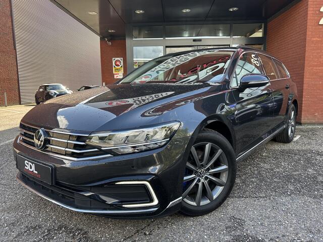 Volkswagen PASSAT Variant 1.4 TSI PHEV GTE Business 94,8 SOH!! // // LED // ADAP. CRUISE // NAVI + CARPLAY // CAMERA // PDC V+A // ERGO COMFORT STOEL