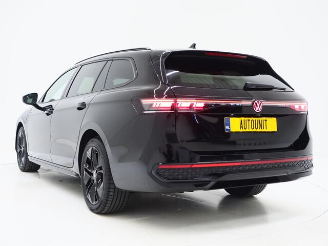 Volkswagen PASSAT Variant 1.5 eHybrid R-Line Edition | 5 Jaar Garantie | Panoramadak | Trekhaak | Massage | 360 | HUD | Sfeerlicht | Keyless