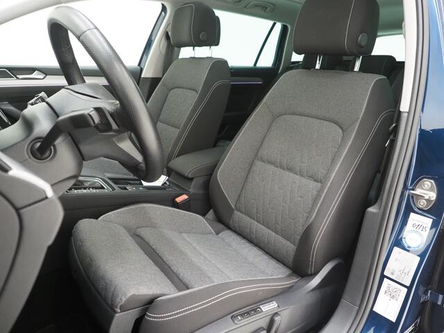 Volkswagen PASSAT Variant 1.4 TSI PHEV GTE | Panoramadak | Trekhaak | 360 | Massage | Memory | Keyless | Adaptive Cruise