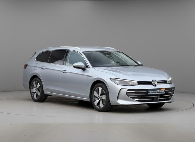 Volkswagen PASSAT Variant 1.5 eHybrid Business | Trekhaak | HUD | Camera