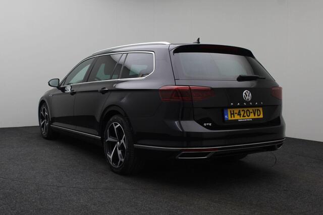 Volkswagen PASSAT Variant 1.4 TSI PHEV GTE Business 2020 | Dealer Onderhouden | Trekhaak Afneembaar | Carplay | Achteruitrij Camera | Elektrische Achterklep | Digitaal Dashboard | Adaptive Cruise | DAB Radio | 2 Sleutels