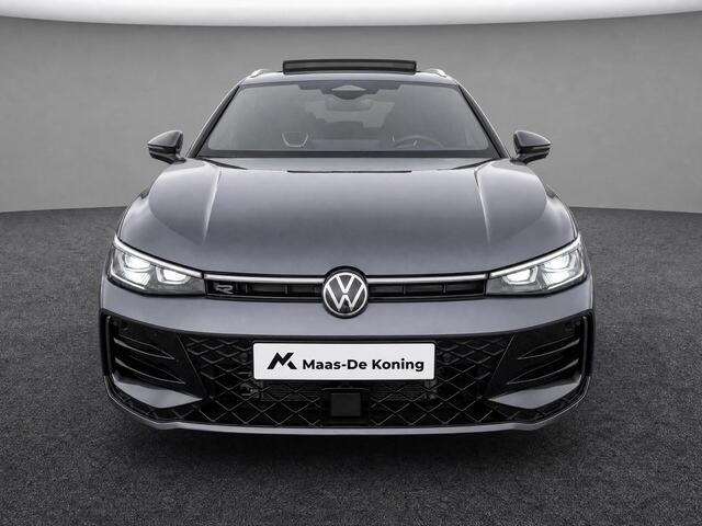 Volkswagen PASSAT Variant 1.5eHybrid 200kW/272PK R-Line · Panoramadak · Trekhaak · 360°Camera + Parkeersensoren · Garantie t/m 11-11-2030 of 100000km.