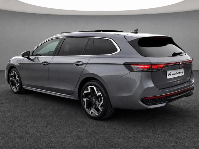 Volkswagen PASSAT Variant 1.5eHybrid 200kW/272PK R-Line · Panoramadak · Trekhaak · 360°Camera + Parkeersensoren · Garantie t/m 11-11-2030 of 100000km.