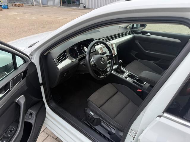 Volkswagen PASSAT Variant 1.6 TDI Comfortline
