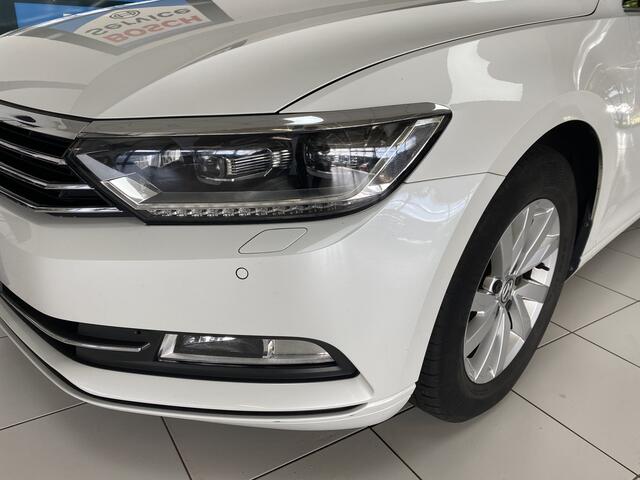 Volkswagen PASSAT Variant 1.5 TSI Comfortline Business stoelverwarming