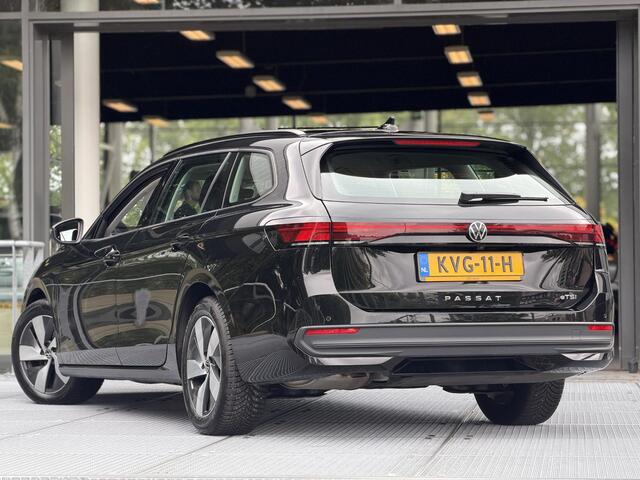 Volkswagen PASSAT Variant 1.5 eTSI Automaat 150PK | Stoel- en stuurverwarming | Adaptieve Cruise Control | Achteruitrijcamera + sensoren | Dodehoekdetectie