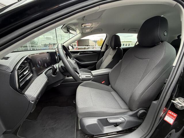 Volkswagen PASSAT Variant 1.5 eTSI Automaat 150PK | Stoel- en stuurverwarming | Adaptieve Cruise Control | Achteruitrijcamera + sensoren | Dodehoekdetectie