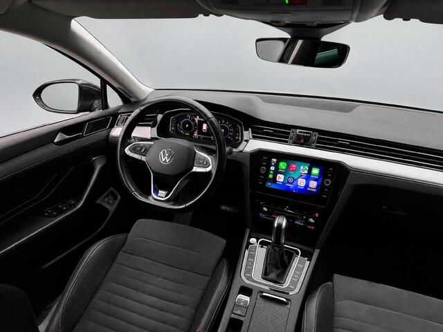 Volkswagen PASSAT Variant GTE 218PK DSG HYBRID BUSINESS SPORT ALCANTARA/CAMERA/NAVI/IQ-LIGHT