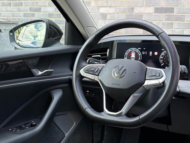 Volkswagen PASSAT VARIANT 1.5 eHYBRID BUSINESS - TREKH. - HUD - CAMERA
