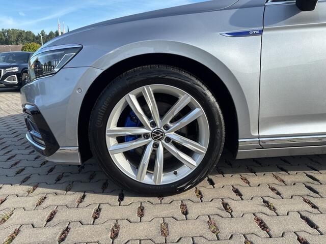 Volkswagen PASSAT 1.4 TSI GTE TREKHAAK/CAMERA/HALF-LEDERELEK-KLEP/ACC/STOELVERW/CARPLAY
