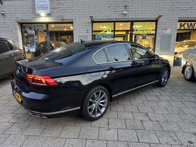 Volkswagen PASSAT 2.0 TSI 3X R-Line Dsg Leer Camera DCC ACC Vol