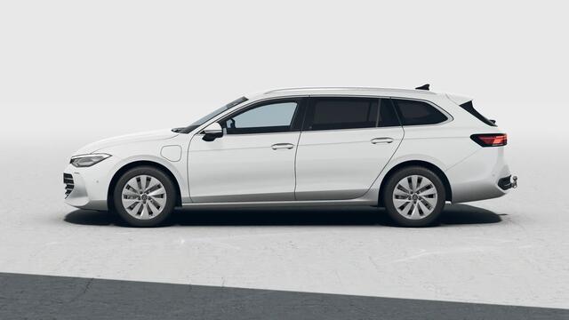 Volkswagen PASSAT Variant Business | 30,5 cm display met 2D en 3D weergave | Automatische afstandsregeling (Adaptive Cruise Control) | Koplampverlichting LED