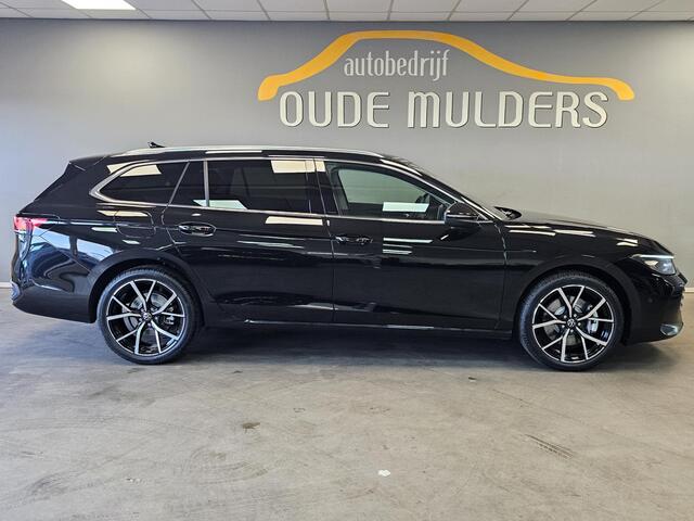 Volkswagen PASSAT Variant 1.5 eHybrid | Head-up | Trekhaak | Memory | Adaptive cruise | Massage | Achteruitrijcamera | Stoelverwarming | Carplay |