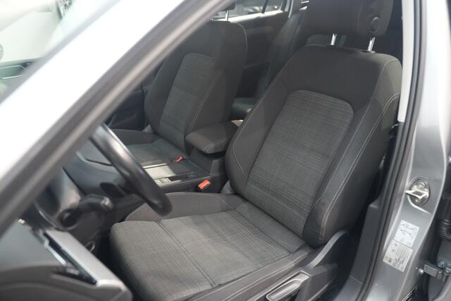 Volkswagen PASSAT Variant 1.5 TSI DSG ? NAVI ? AFNEEMBARE TREKHAAK ? CARPLAY / ANDROID AUTO ? CAMERA ? AUT. AIRCO