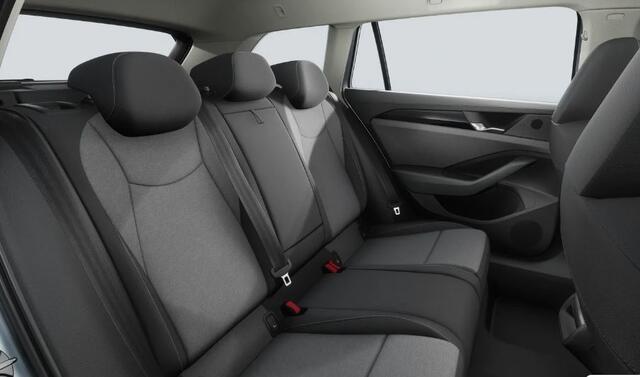 Volkswagen PASSAT Variant 1.5 eTSI 150PK DSG Business / Resterende Fabrieksgarantie tot 29-03 2028 / Digital Cockpit Pro / Stoelmassage / 17'' LMV / VW