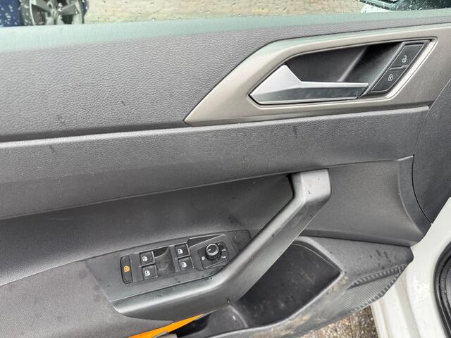 Volkswagen POLO 1.0 TSI Comfortline Business
