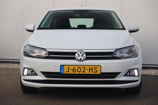 Volkswagen POLO 1.0 TSI Comfortline Navigatie Carplay Android Achteruitrijcamera Airco Adaptive Cruise 17 inch Pretoria Zwarte Velgen Parkeersensor
