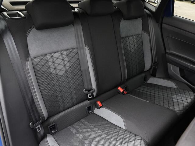 Volkswagen POLO 1.0 TSI R-Line Edition | LED Matrix | Panoramadak | Camera | Dodehoekdetectie | Digital Cockpit Pro | Stoelverwarming | 17" Velgen |