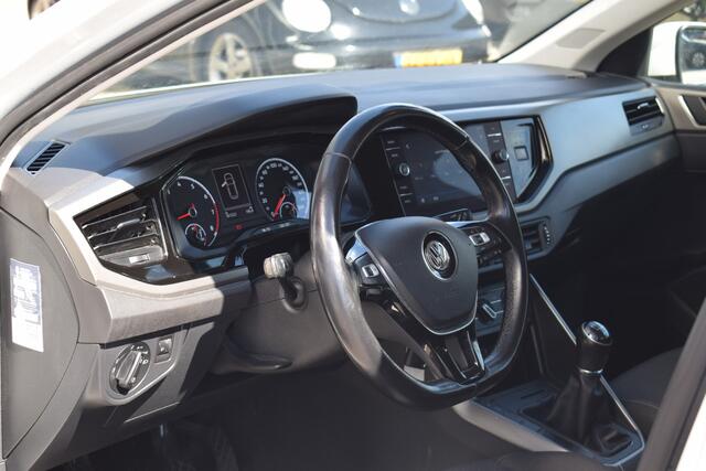 Volkswagen POLO 1.0 MPI Comfortline//Apple carplay!!