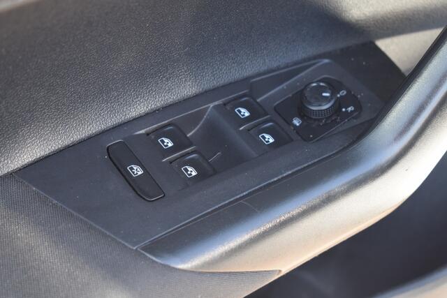Volkswagen POLO 1.0 MPI Comfortline//Apple carplay!!