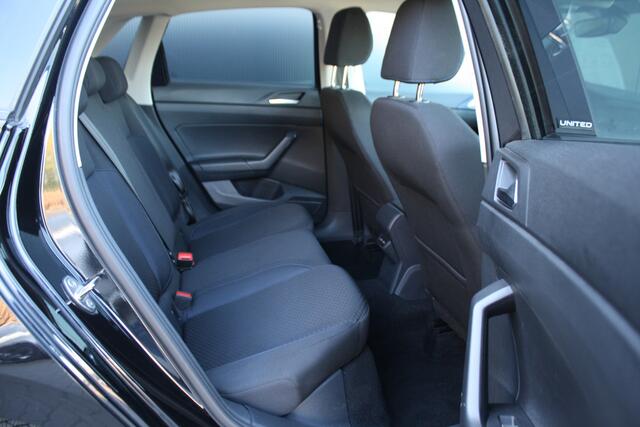 Volkswagen POLO 1.0 TSI Highline - RIJKLAAR - NAVIGATIE - CLIMATE CONTROL - STOELVERWAMING