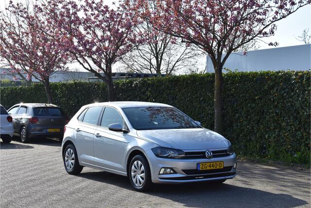 Volkswagen POLO 1.0 82 PK Navi ECC Mf. stuur NAP garantie Comfortline Business