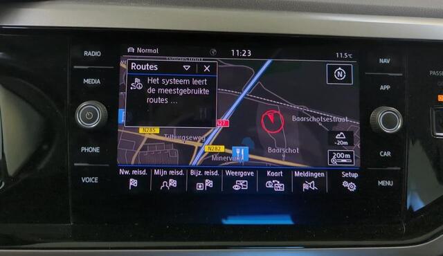 Volkswagen POLO 1.6 TDI 96PK 5Drs. Comfortline Business / Navigatie / Pdc+Camera / Airco-ecc. /