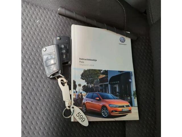 Volkswagen POLO 1.6 TDI 96PK 5Drs. Comfortline Business / Navigatie / Pdc+Camera / Airco-ecc. /