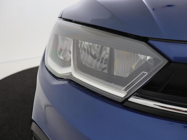 Volkswagen POLO 1.0 TSI Life | Achteruitrijcamera | CarPlay | Digitale cockpit | Airco | Parkeersensoren | Elektrisch inklapbare spiegels |