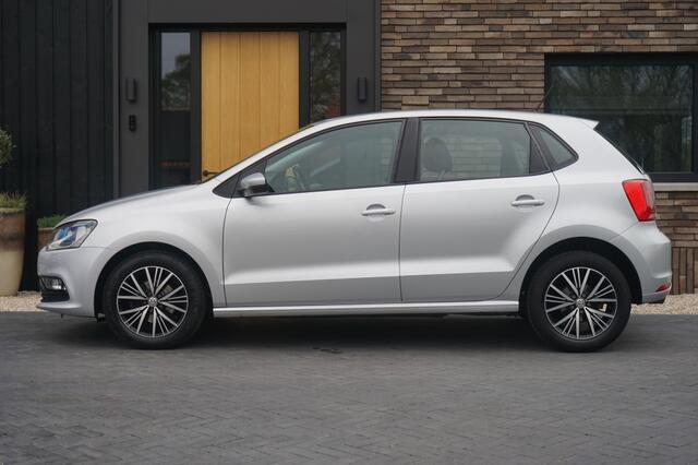 Volkswagen POLO 1.2 TSI Highline