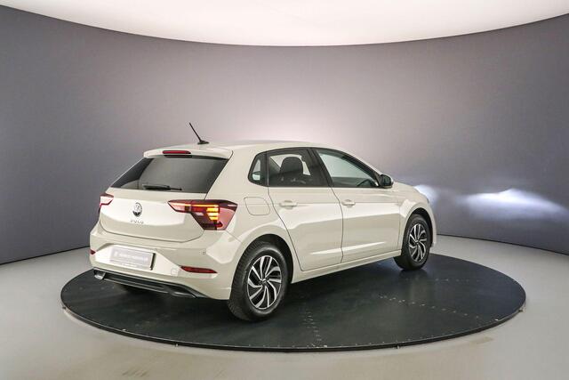 Volkswagen POLO Life Edition 1.0 TSI 95pk Adaptive cruise control, Achteruitrijcamera, DAB, Radio, App connect, Bluetooth, Parkeersensor achter, LED koplampen