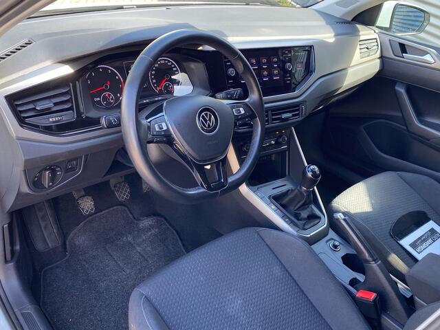 Volkswagen POLO 1.0 TSI Comfortline Business | PDC | Climate | Cruise | Navi | LM Velgen | RIJKLAARPRIJS INCL 12 MAANDEN GARANTIE EN BEURT