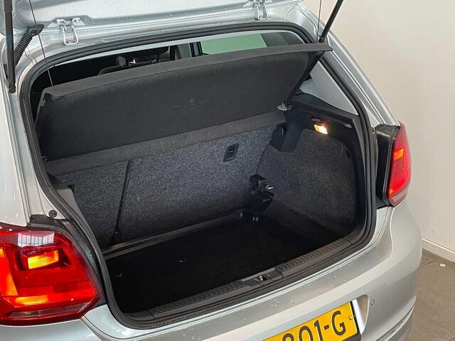 Volkswagen POLO 1.0 BlueMotion Edition | Navigatie | Airco | Cruise Control | Lichtmetalen velgen 15" | Apple Carplay/Android Auto
