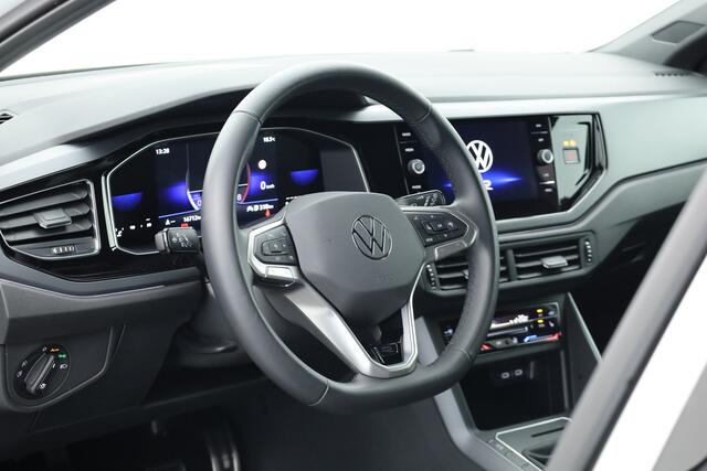Volkswagen POLO 1.0 TSI R-Line | Navi | IQ. Light | Travel Assist | Stoelverw. | All Season | CarPlay |