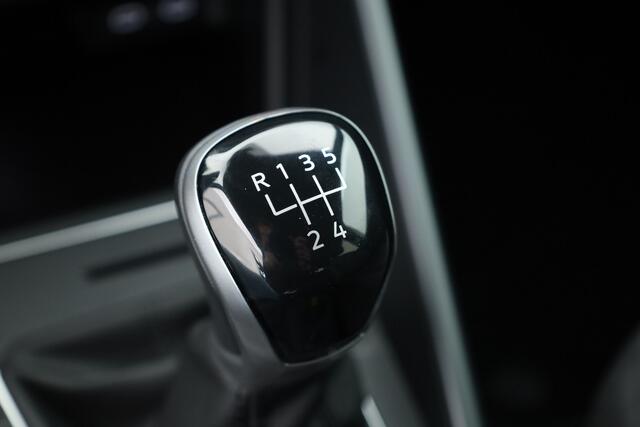 Volkswagen POLO 1.0 TSI R-Line | Navi | IQ. Light | Travel Assist | Stoelverw. | All Season | CarPlay |