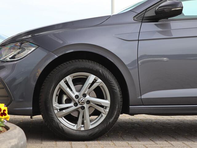 Volkswagen POLO 1.0 TSI 95 pk Life | Navigatie via App Connect | LED | PDC | Adaptive Cruise | 16'' LM | Airco | Fabrieksgarantie tot 25-03-2026 of 100.000Km |