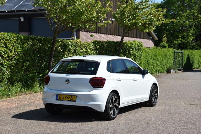 Volkswagen POLO 1.0 TSI 96 PK Nieuwstaat! PDC ECC Navi NAP 1e eigenaar Comfortline Business
