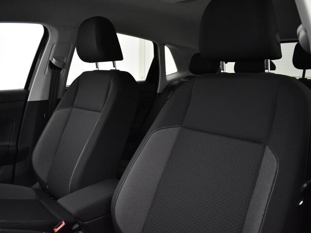 Volkswagen POLO Life Edition 1.0 TSI 95 pk 5 versn. Hand · Airconditioning automatisch, 2-zone (climatronic) · Velgen 'essex', 15 inch lichtmetaal · Private lease ,- ¤ 379 per maand · MEGA Sale