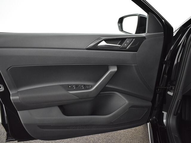 Volkswagen POLO Life Edition 1.0 TSI 95 pk 5 versn. Hand · Airconditioning automatisch, 2-zone (climatronic) · Velgen 'essex', 15 inch lichtmetaal · Private lease ,- ¤ 379 per maand · MEGA Sale